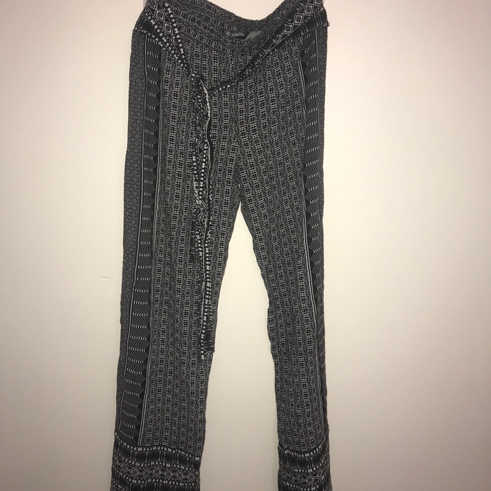Wide legged pants
